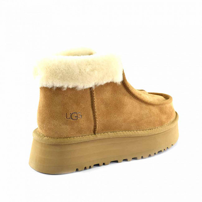 UGG Funkette Castaña