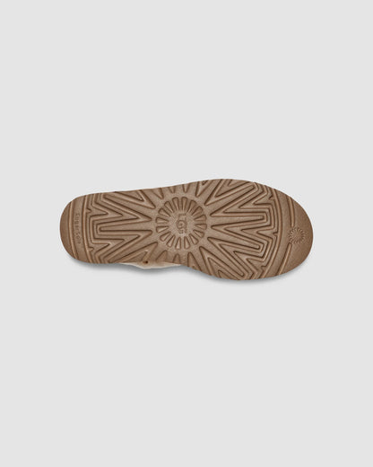 UGG Ultra Mini Belted Roller Chestnut