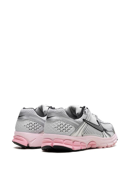 Nike Zoom Vomero 5 Photon Dust / Pink Foam