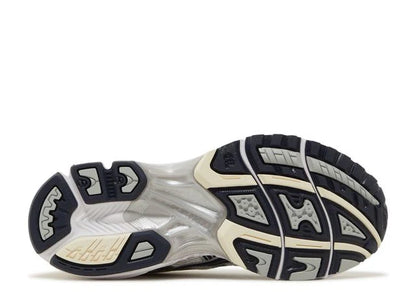 ASICS GEL-KAYANO 14 White / Midnight