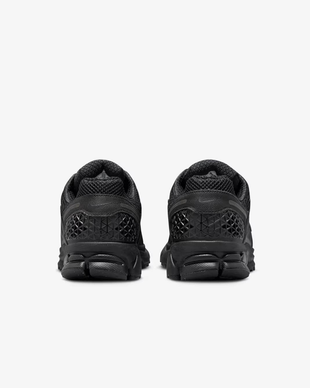 Nike Zoom Vomero 5 “Triple Black”