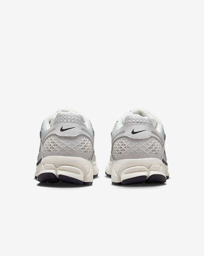 Nike Zoom Vomero 5 Light Bone / Metallic Silver
