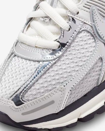 Nike Zoom Vomero 5 Light Bone / Metallic Silver