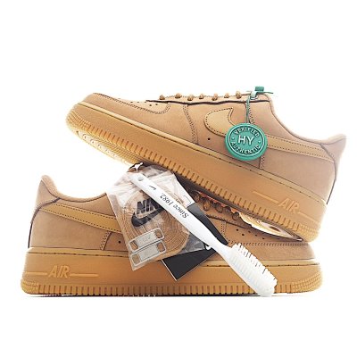 Nike Air Force 1 ’07 LV8 Bruin